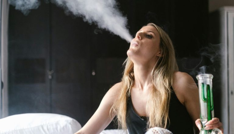 Top Wake and Bake Strains for Energetic Mornings